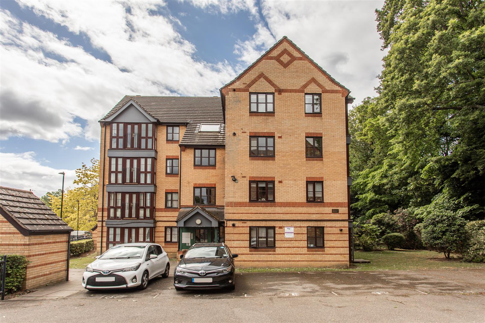 Healey House, Bow